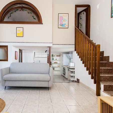 Oliviers -Agreable 2 Pieces Dans Maison Bourgeoise Menton Exterior photo