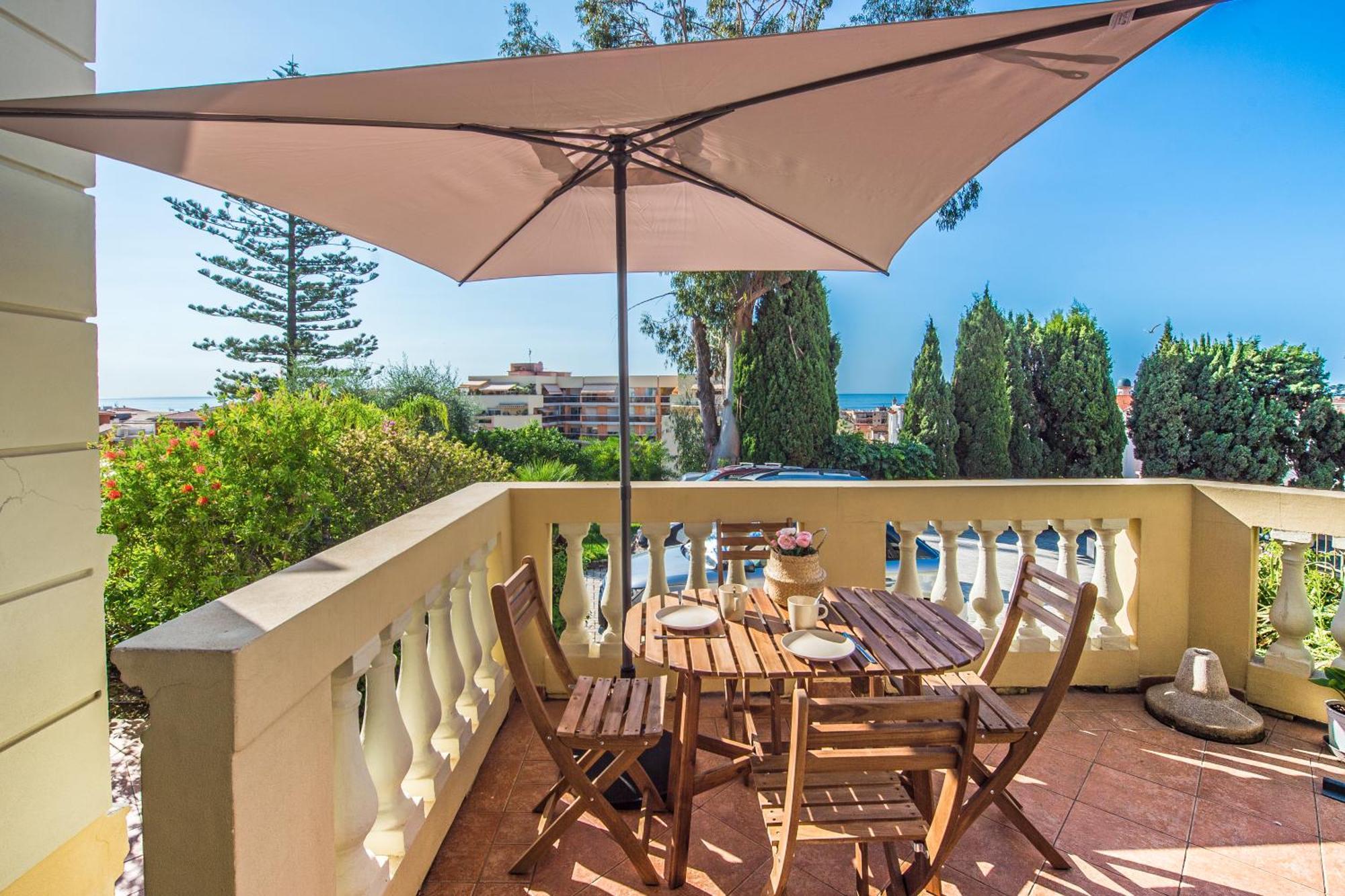Oliviers -Agreable 2 Pieces Dans Maison Bourgeoise Menton Exterior photo